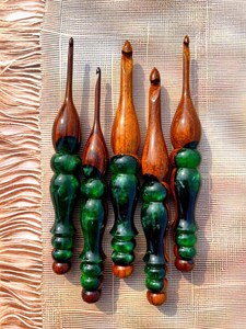 Luxury Handmade Wooden <b>Crochet</b> <b>Hooks</b> Attractive Resin <b>Crochet</b> <b>Hook</b> Handmade Green resin <b>crochet</b> <b>hook</b> Attractive resin <b>crochet</b> - Product Image 5