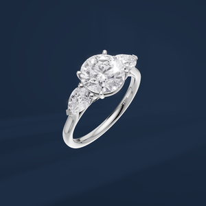 Bague en platine Pt950 avec trois diamants ronds, bague de fiançailles classique pour femme, diamant créé en laboratoire certifié IGI - Product Image 1