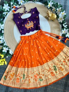 Vêtements pour enfants de 1 à 15 ans, motif de manches fantaisie, design élégant, confection sur mesure, confortables, idéaux pour les occasions festives. - Product Image 5