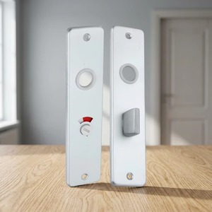 Placa de Puerta de Aluminio de la Mejor Calidad con Grabado para Entrada Residencial, de Oficina, Hotel y Negocio, Disponible al Mejor Precio - Product Image 5