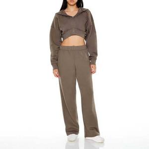 2026 High Quality Custom Wholesale Hot Winter Long Sleeve Women's Hooded Crop Pullover Breathable Cotton Crop Hoodies - Product Image 4