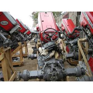 Tractor Massey Ferguson fiable MF 260 2WD 60 HP con motor turbo diésel para alto par de salida bajo demanda en todo el desarrollo R - Product Image 1