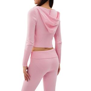 Personnalisé 2025 dames costume tricoté à capuche taille haute à manches longues pantalon à la mode Sexy 2 pièces ensemble bouton motif décoration - Product Image 3