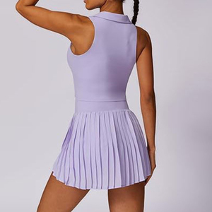 Ensemble de tennis 2 pièces pour femme : Haut court à col halter et jupe-short plissée avec short intégré et poche téléphone – Tenue de sport respirante OEM - Product Image 5