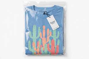 T-shirt en jersey bleu à manches courtes et col rond pour femme, imprimé cactus mignon, coupe décontractée, idéal pour l'été - Product Image 5