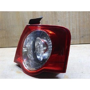 Luz Trasera LED Interior Derecha Usada OEM 3C5945096C para Passat 2005-2010 - Product Image 3
