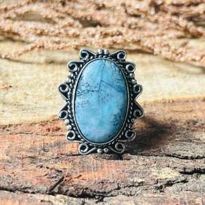 Anillo llamativo de labradorita, estilo bohemio vintage, de latón para mujer, con diseño étnico en plata oxidada, anillo de piedra preciosa bohemia, venta al por mayor. - Product Image 2