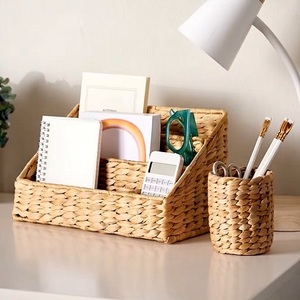 Support de Rangement Moderne en Bambou et Rotin Écologique Non Pliable pour Magazines et Crayons – Idéal pour la Maison et l'Hôtel – Durable – Vente en Gros - Product Image 1