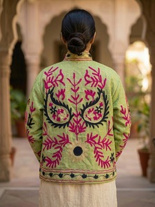 เสื้อแจ็คเก็ตผ้า TNT ปักลายซูซานีสีเหลืองทำมือสำหรับผู้หญิง สไตล์โบโฮลายดอกไม้แบบชาติพันธุ์ เสื้อคลุมเปิดด้านหน้า ขายส่ง ผู้จัดจำหน่ายแฟชั่น B2B - Product Image 2
