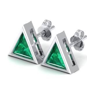 Pendientes REYES con Forma de Triángulo, Gema de Esmeralda de 1.9 Quilates, Cierre de Rosca, Oro Sólido de 14K, Joyería Delicada para Mujer, Uso Diario - Product Image 3