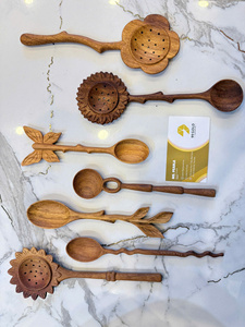 Cucharas de Madera con Forma de Cola de Ballena al por Mayor, 16 cm, Talladas a Mano en Madera de Fresno, Acacia, Redwood y Jaca, Decoración Única para Cafeterías y Vajilla - Product Image 4