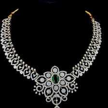 Collier en émeraude et diamant de culture : bijoux de mariée indiens en or 14 carats - Product Image 3