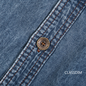 Chemise en jean décontractée pour homme en Spandex/Coton, coupe oversize, mode printemps-automne, polyvalente pour le quotidien, manches courtes, délavée aux enzymes - Product Image 6