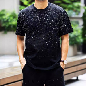 เสื้อยืดถักประดับคริสตัลแบบกำหนดเองสำหรับผู้ชาย ผ้าฝ้าย 100% คุณภาพสูง ระบายอากาศได้ดี คอกลม ทรงปกติ สวมใส่สบาย ผลิตตามแบบ OEM ยอดนิยม - Product Image 4