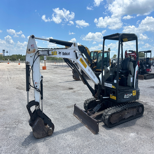 Miniexcavadora Diesel E32i 2019 para Trabajos de Excavación, Zanjado y Movimiento de Tierras - Product Image 1