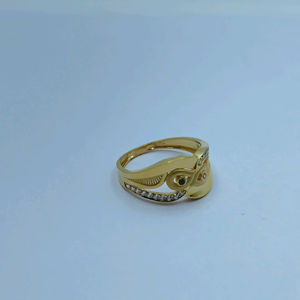 Elegante Anillo de Oro con Diamante, Anillo de Diseño Elegante para Mujer, Joyería de Lujo para Uso Diario y Regalos - Product Image 2
