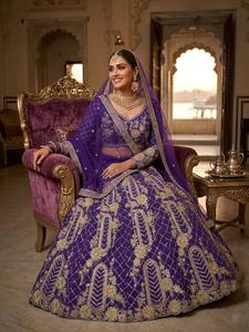 Elegante Lehenga Choli Azul – Traje Nupcial Bordado con Dupatta para Boda y Recepción - Product Image 2