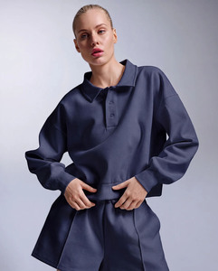 <b>Top</b> Selling OEM Custom Logo Women's Crop Hoodie & <b>Shorts</b> 2 Pieces <b>Set</b> Women's Tracksuits Breathable Women's Matching <b>Shorts</b> <b>Set</b> - Product Image 4