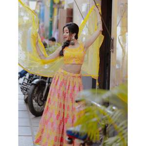 Encantador amarillo impreso Organza Haldi Wear Lehenga Choli - Product Image 6