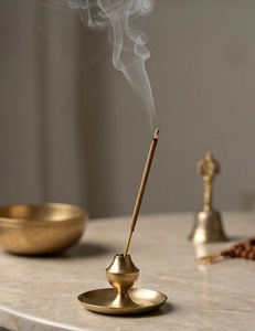 Varillas de Incienso Aromáticas de Sándalo Indio Premium, Paquete de 100, Larga Duración, Naturales, para Pooja, Meditación y Uso Doméstico - Product Image 3