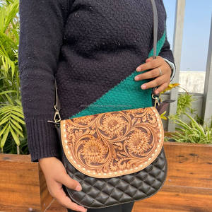 Bolso bandolera de cuero con solapa, diseño moderno y personalizado, bolso de hombro acolchado de cuero genuino con entramado de diamantes para mujer - Product Image 2