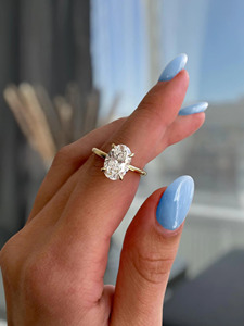 Anillo de Compromiso con Corte Ovalado Certificado por IGI, Moissanita, Chapado en Oro de 14K, Oro Amarillo, Engaste de Puntas, Anillo de Boda Solitario para Mujer - Product Image 1