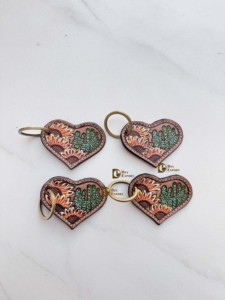 Nuevo Llavero de Cuero Hecho a Mano con Diseño de Girasol y Cactus en Forma de Corazón, Pendientes de Llavero en Oferta, Llaveros Ligeros - Product Image 5