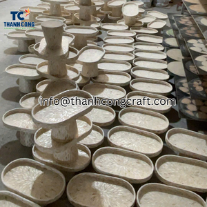 Table en nacre fabriquée à la main, style artisanal, incrustée de nacre, exportée en gros, Vietnam - Product Image 3