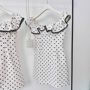 Vestido Mini Romántico de Manga Corta con Estampado de Lunares, Ligero, de Chifón, Venta al Por Mayor de Fábrica - Product Image 3