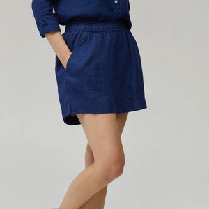 Shorts Cleo de Fine Stitch Craft con tacto suave, perfectos para un uso cómodo durante un día largo, shorts Cleo para mujer para uso en exteriores. - Product Image 6