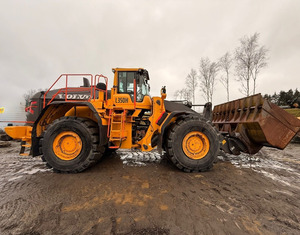 Chargeuse sur pneus Volvo L350H de haute qualité avec moteur diesel, hydraulique HYDAC, pompe à roulement et haute efficacité opérationnelle - Product Image 4