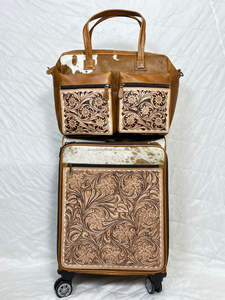 Juego de Maletas de Dos Piezas de Cuero Repujado a Mano al por Mayor para Mujer, Maleta con Ruedas y Bolso a Juego, Estilo Occidental - Product Image 4