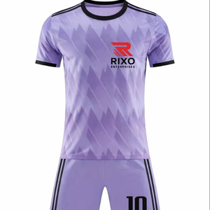 Conjunto de Uniforme de Fútbol Unisex para Adultos, 100% Poliéster, Cuello Redondo, Manga Corta, Diseño Sólido, Teñido, Secado Rápido, Logotipo Frontal - Product Image 3