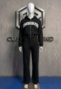 Ensemble de survêtement polaire à capuche court pour femme, imprimé lettres, coupe décontractée, pantalon de jogging long écologique pour l'hiver - Product Image 3