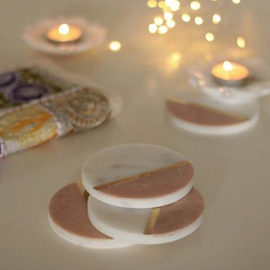 Sous-verres en résine Minimal Luxe, ensemble de sous-verres contemporains pour une décoration intérieure chic et pour offrir en cadeau - Product Image 6