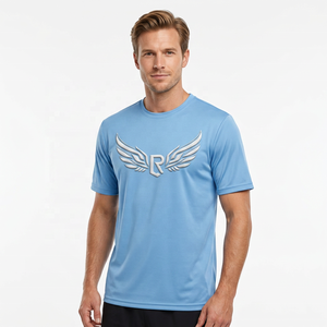 Camiseta de Manga Corta con Cuello Redondo y Estampado Azul Claro para Hombre, Corte Regular, Informal, 100% Poliéster, Transpirable, Color Sólido - Product Image 4