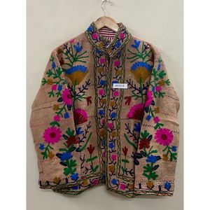 Veste courte en broderie Suzani Kantha faite à la main pour femme, taille unique, veste Suzani unique, cadeau pour elle - Product Image 1