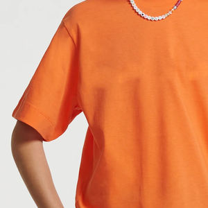 Fournisseur en gros de t-shirts pour garçons de qualité export, fabrication sur mesure avec logo personnalisé pour les commandes en gros - Product Image 3