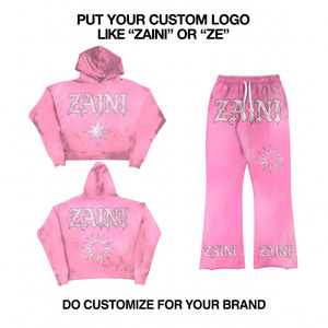 Conjunto Deportivo Premium de Invierno en Felpa de Algodón de 350 GSM, Color Rosa Lavado Ácido, Sudadera con Capucha y Pantalones Anchos, con Aplicaciones de Pedrería Personalizadas - Product Image 1