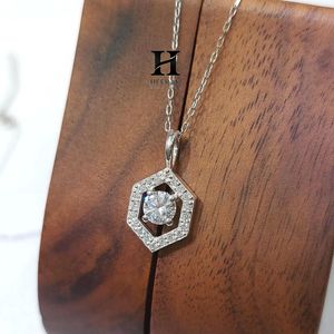Collier pendentif halo hexagonal moderne en or blanc 14 carats plaqué or, pendentif géométrique pour femme, bijou délicat pour tous les jours - Product Image 6