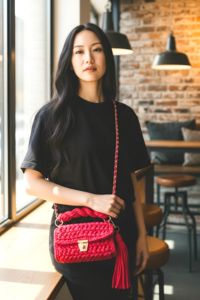 Mini Bolso de Mano Rojo Hecho a Mano con Cadena - Product Image 6