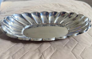 Offre Spéciale : Plateau Coquille Ovale Classique en Métal, Finition Polie, Compatible Lave-Vaisselle, Bol Décoratif pour Fêtes et Centre de Table - Product Image 2