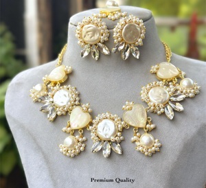 Fashion <b>Jewelry</b> <b>Set</b> Casual Sporty Style Gold Plated Stone Look <b>Pearl</b> Kundan Necklace Earrings Ethnic Wedding Party Wear - Product Image 1