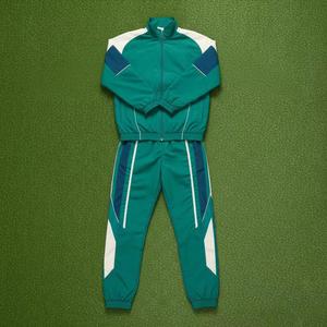 เสื้อแจ็คเก็ตกันลม สตรีทแวร์ มีฮู้ด สีพื้น อุ่น กันลม บาง ซิปแบบเซ็ต - Product Image 4