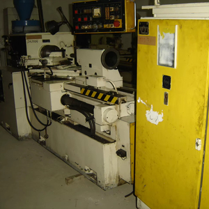 WMW 250/4 Hob Relieving Lathe Heavily <b>Equipped</b> - Product Image 1