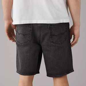 กางเกงยีนส์ขาสั้นทรงหลวมสไตล์วินเทจสำหรับผู้ชาย แบบฟอกสี  สามารถปรับแต่งสีได้ - Product Image 2