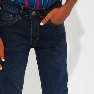 Servicio OEM: Diseño de Jeans Azules Modernos e Informales de Alta Calidad y Duraderos para Niños, con Precios de Fábrica Económicos para Compradores al por Mayor - Product Image 3