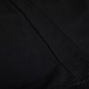 Ensemble de vêtements de sport de football personnalisés avec tissu respirant haute performance, maillot et short de football modernes personnalisés pour équipes de football - Product Image 2