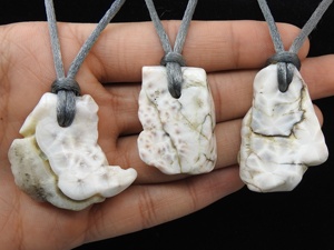 Piedra Natural de Larimar Rosa Pulida en Bruto para Colgante - Mineral Suelto para Fabricación de Collares, Tamaño del Orificio 3MM, Marca PMEGEMSBEADS - Product Image 4