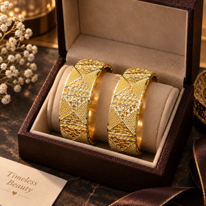Conjunto de Brazaletes Anchos con Diseño de Corazón Geométrico para Mujer, Joyería de Cobre con Baño de Oro de 24K, Joyería Tradicional India para Novias, Bodas y Fiestas - Product Image 2